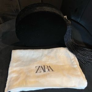 Zara Small round clutch